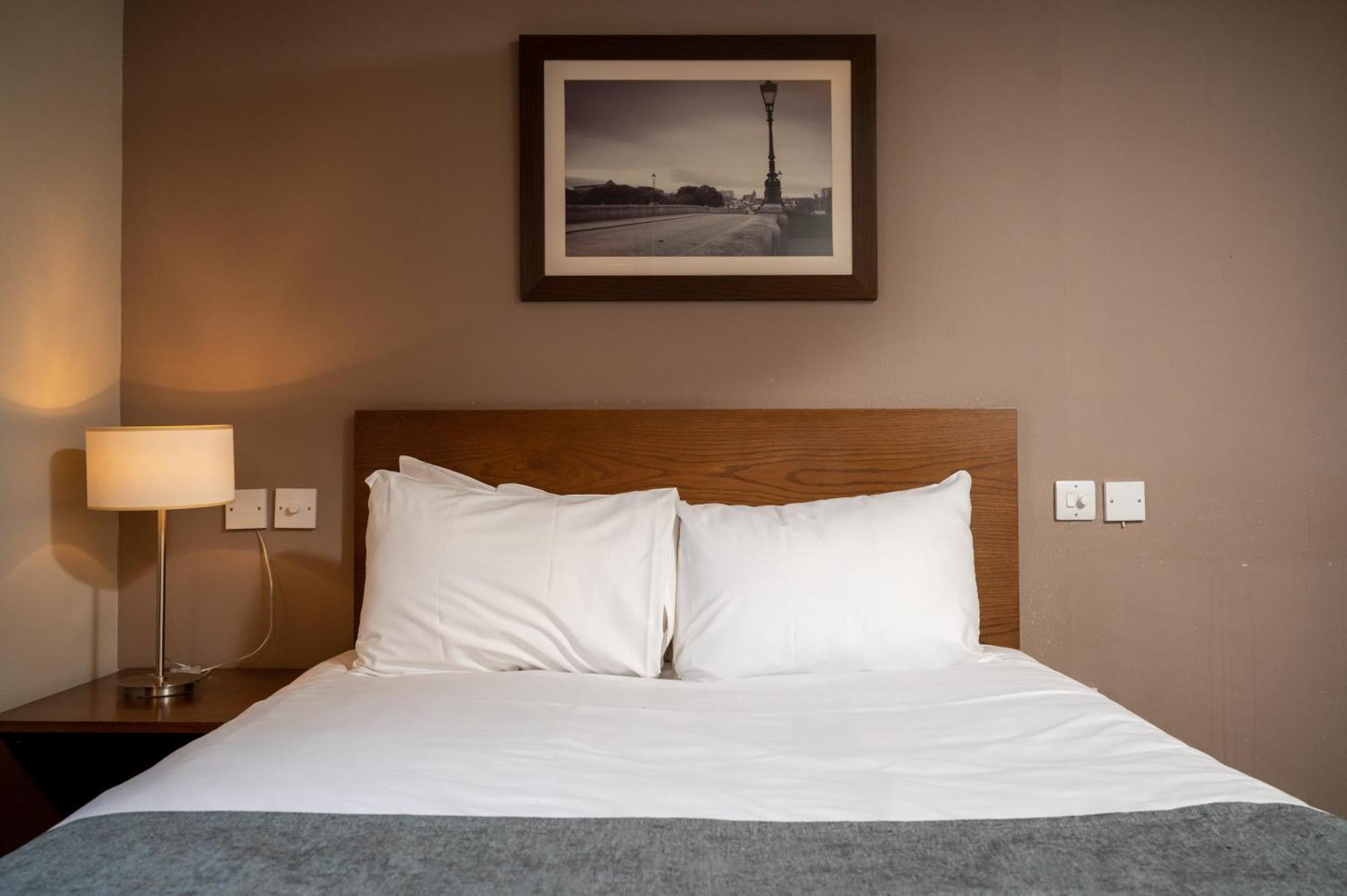 Wellington Hotel By Greene King Inns Aberdeen Buitenkant foto