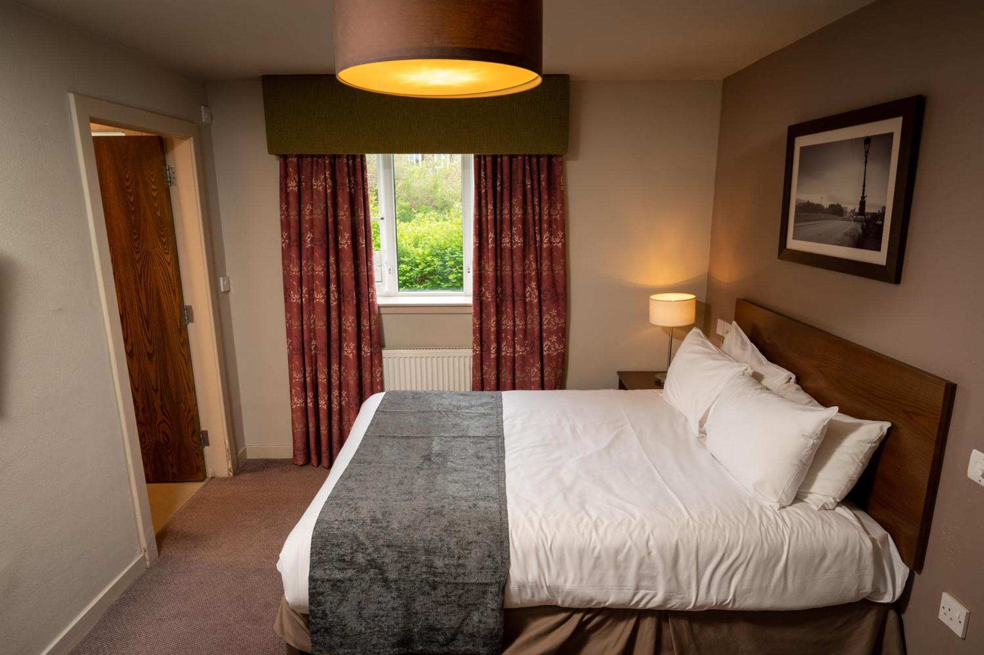 Wellington Hotel By Greene King Inns Aberdeen Buitenkant foto